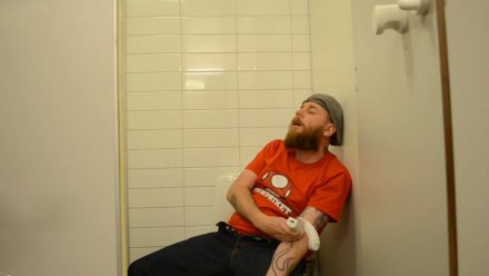 Hur mycket kan man spela samtidigt?